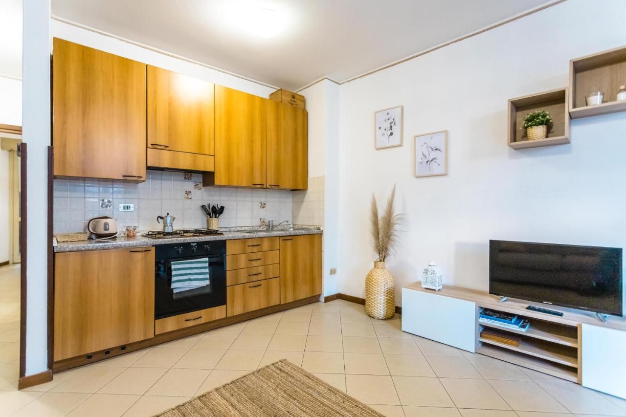 Lago Azzurro Apartment Varenna Eksteriør billede